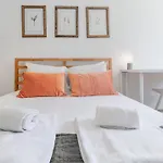 1Br Retreat In Prime Location By Lovelystay